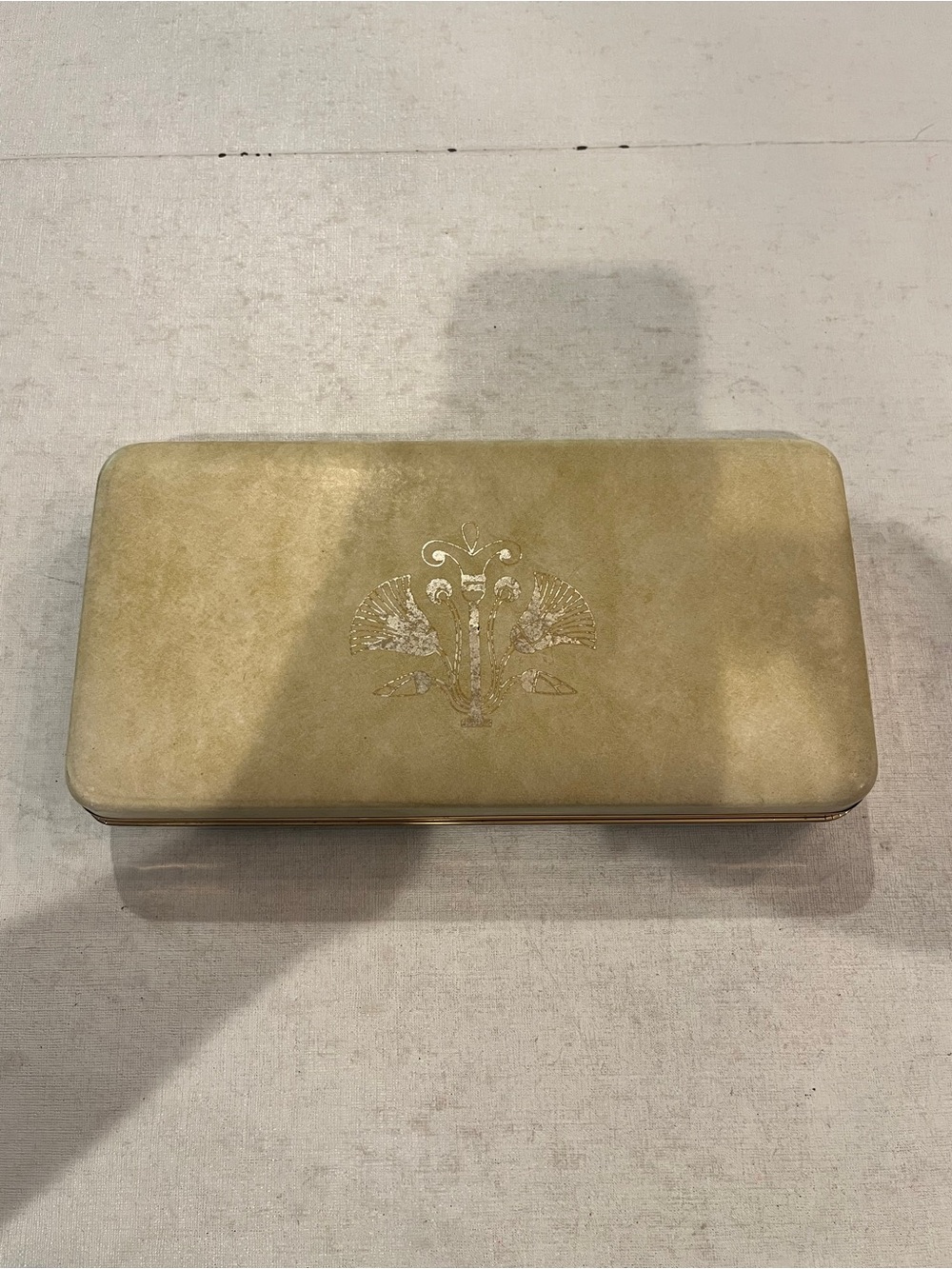 Cream faux leather gold accented 
Blue Velvet Jewelry clamshell Case.